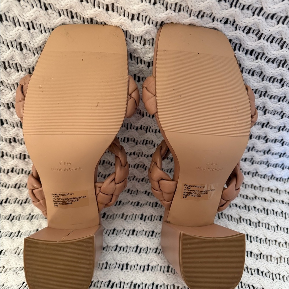 MADDEN GIRL Block Heel Braided Strap Tan Beige Spring Summer Sandal Shoe Sz 7.5 - Picture 7 of 8